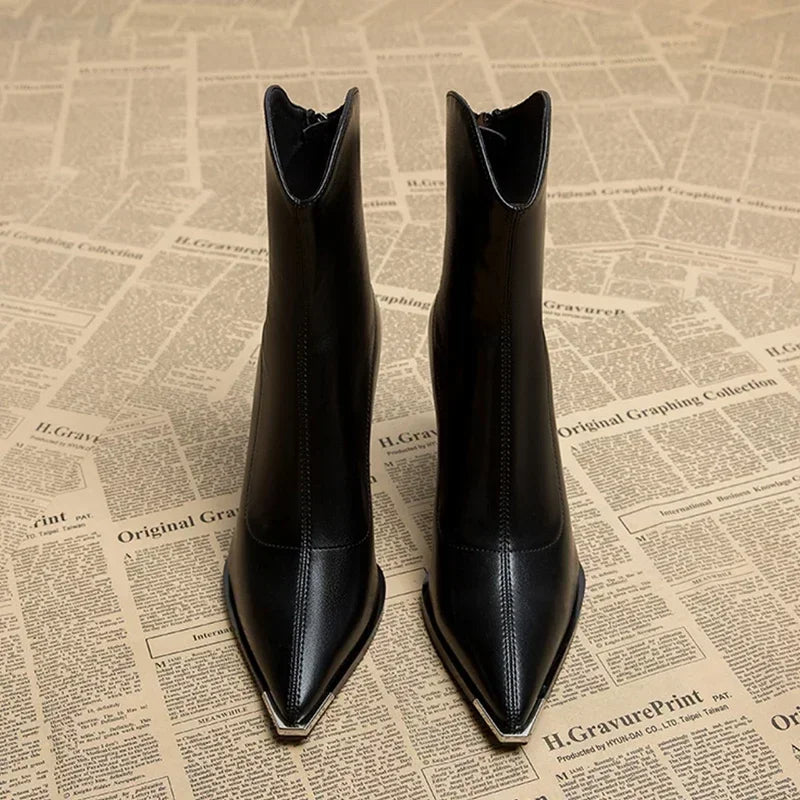 Valencia | Chrome Tip Chelsea Boot